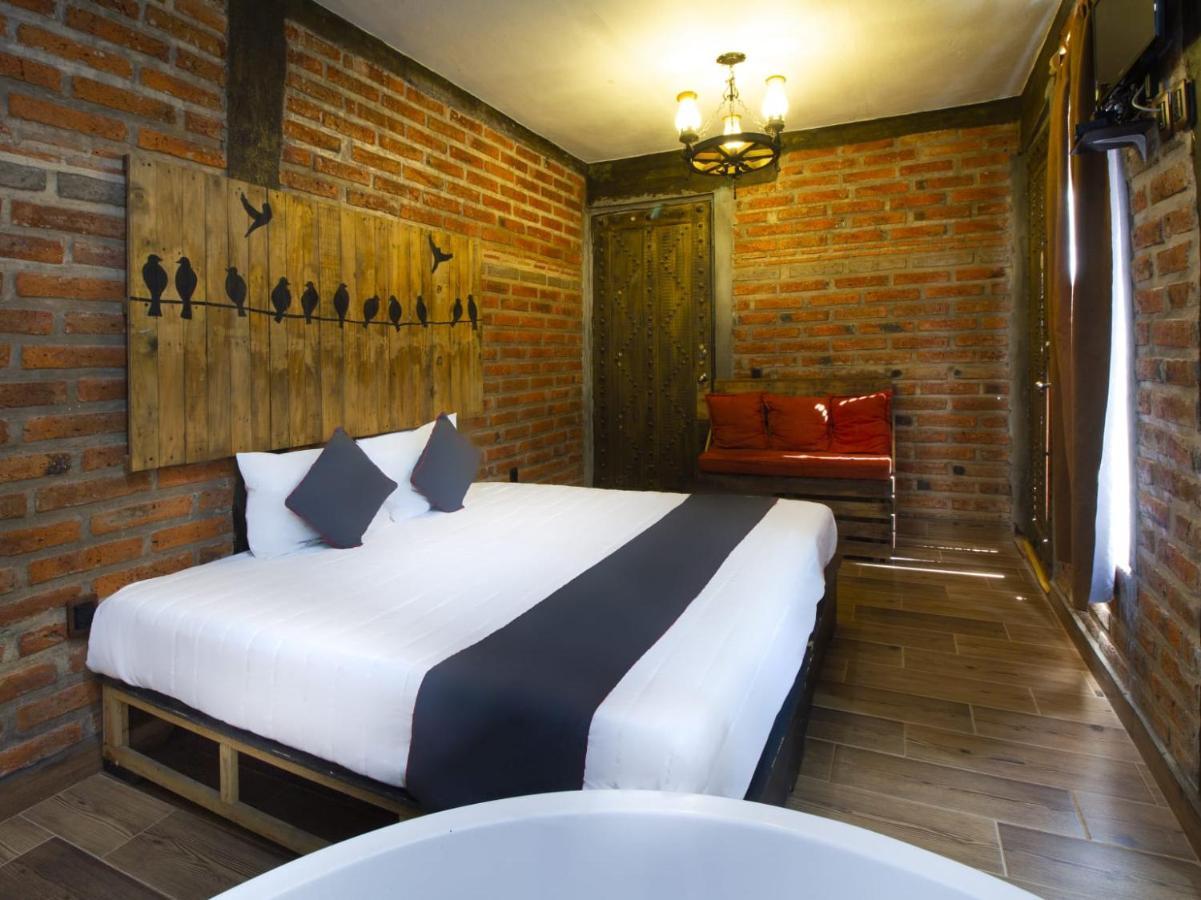 Hotel Cabanas Azul Tequilana Arandas Exterior photo